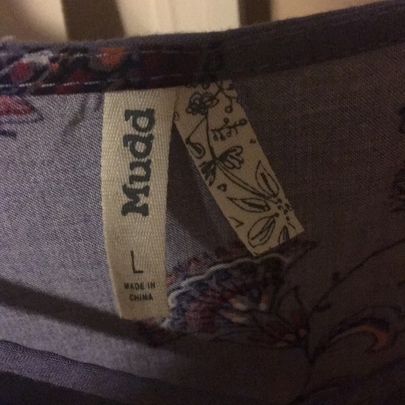 Mudd large cropped summer shirt - Picture 2 of 2